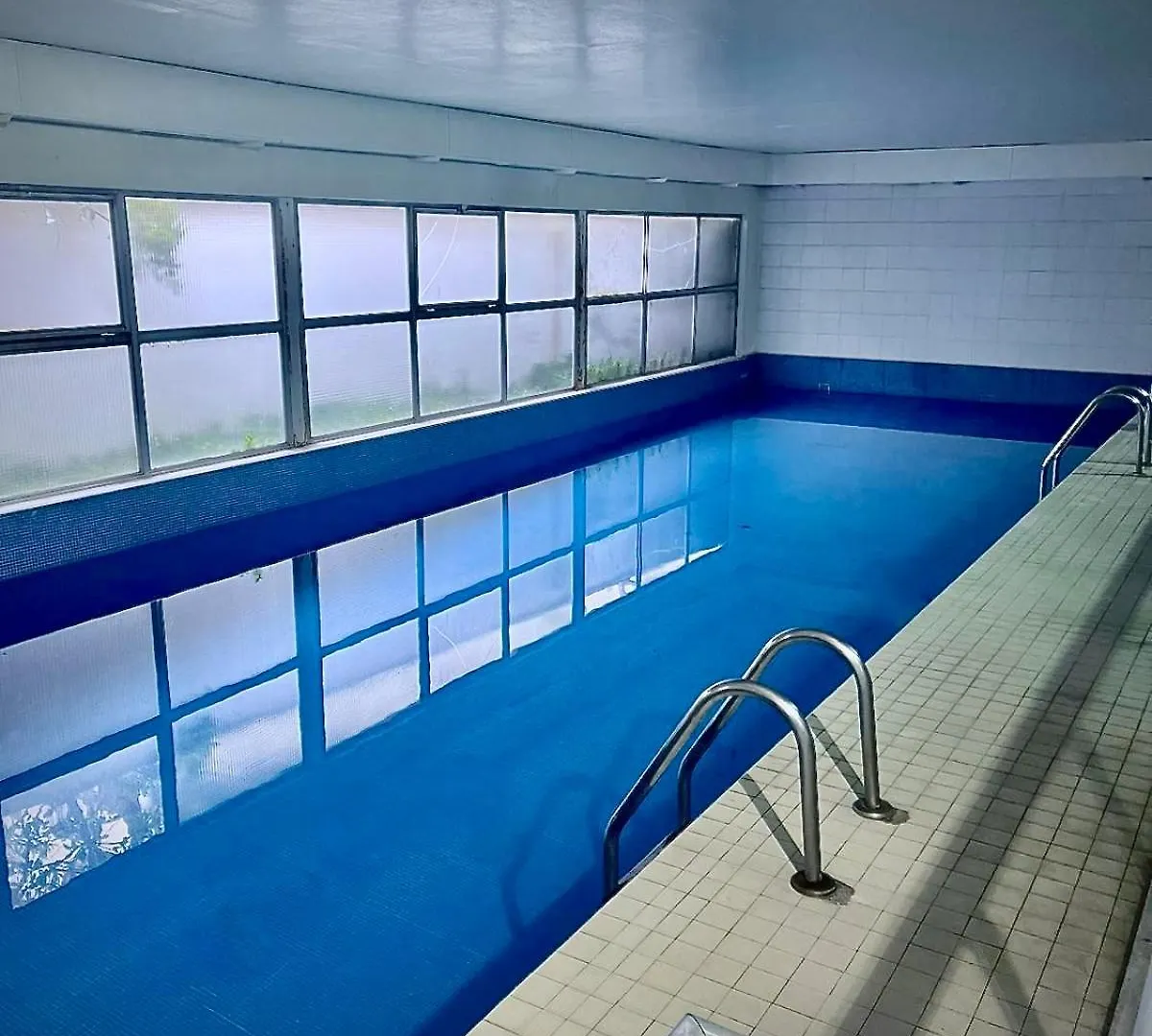 Avec Piscine Apartment Paris